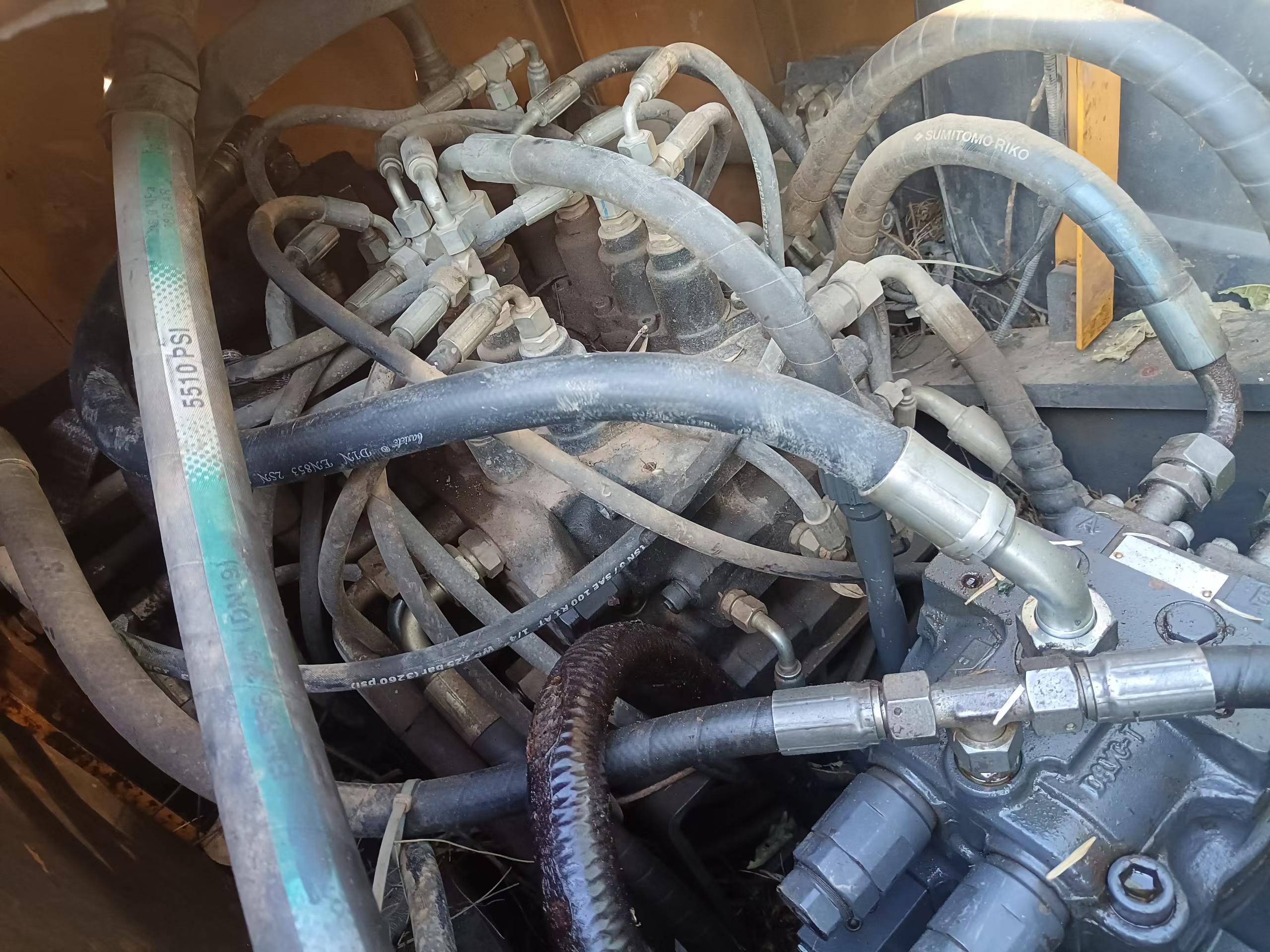 Buy XCMG XE135B Used Excavator / 4