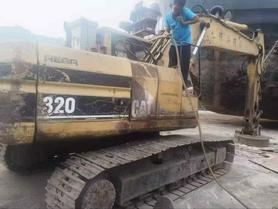 Buy Caterpillar 320A Used Excavator / 3 Buy Caterpillar 320A Used Excavator / 3