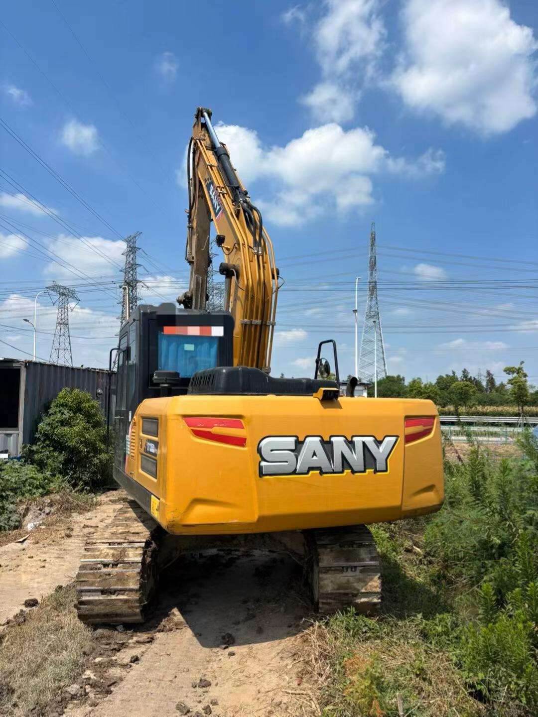 Buy Sany SY135 Used Excavator / 4