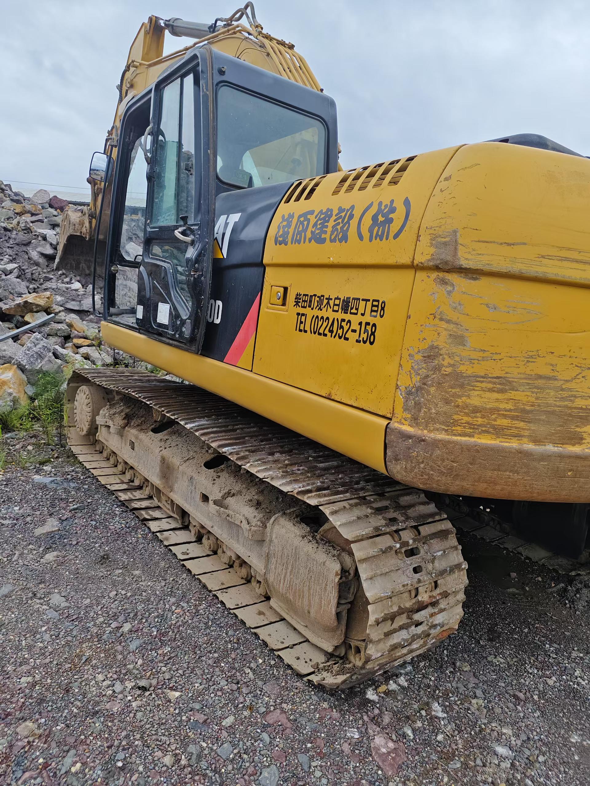 Buy Caterpillar 320D Used Excavator / 3