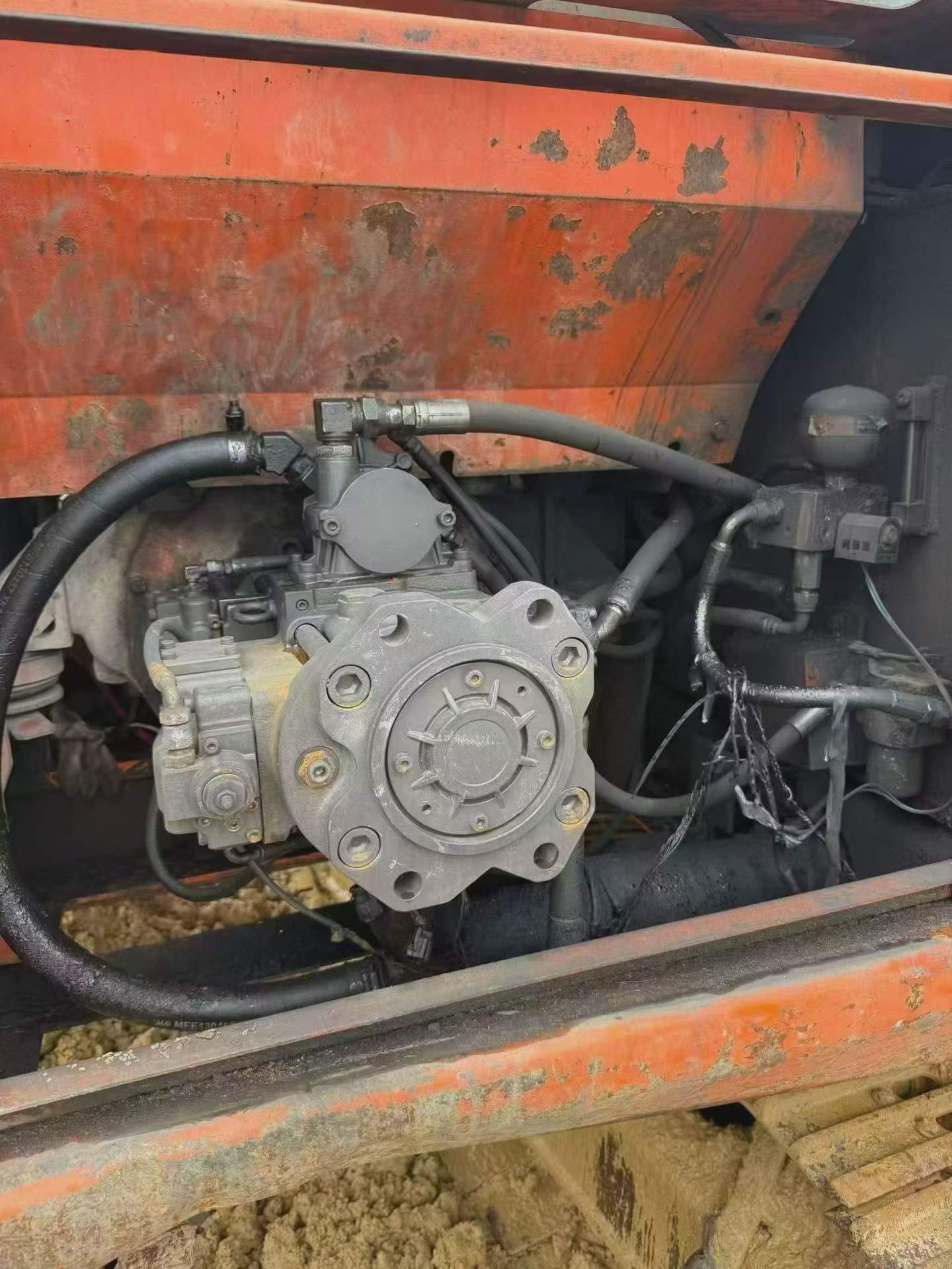 Buy Doosan DH220-3 Used Excavator / 8