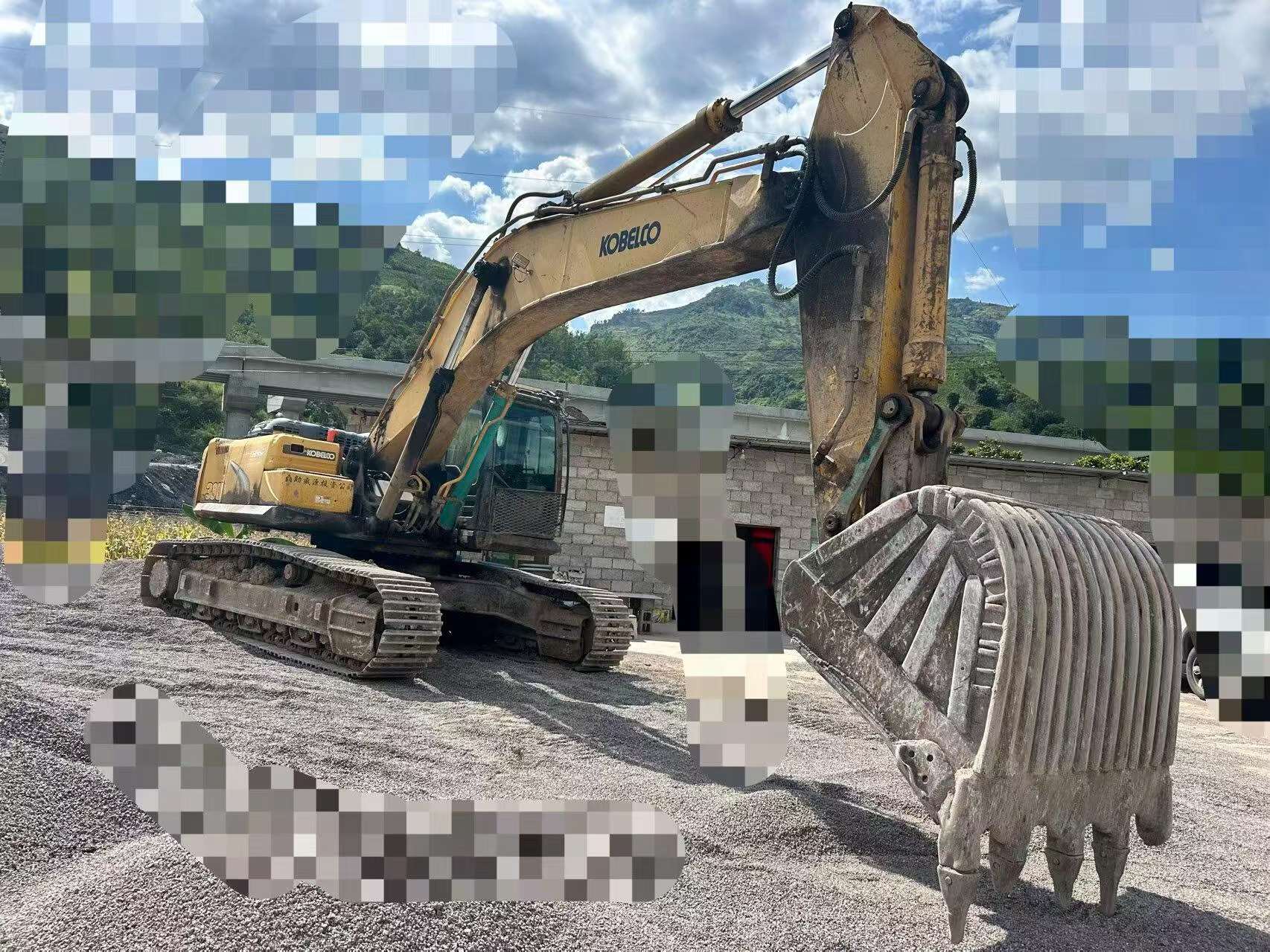 Buy Kobelco SK380D Used Excavator / 4