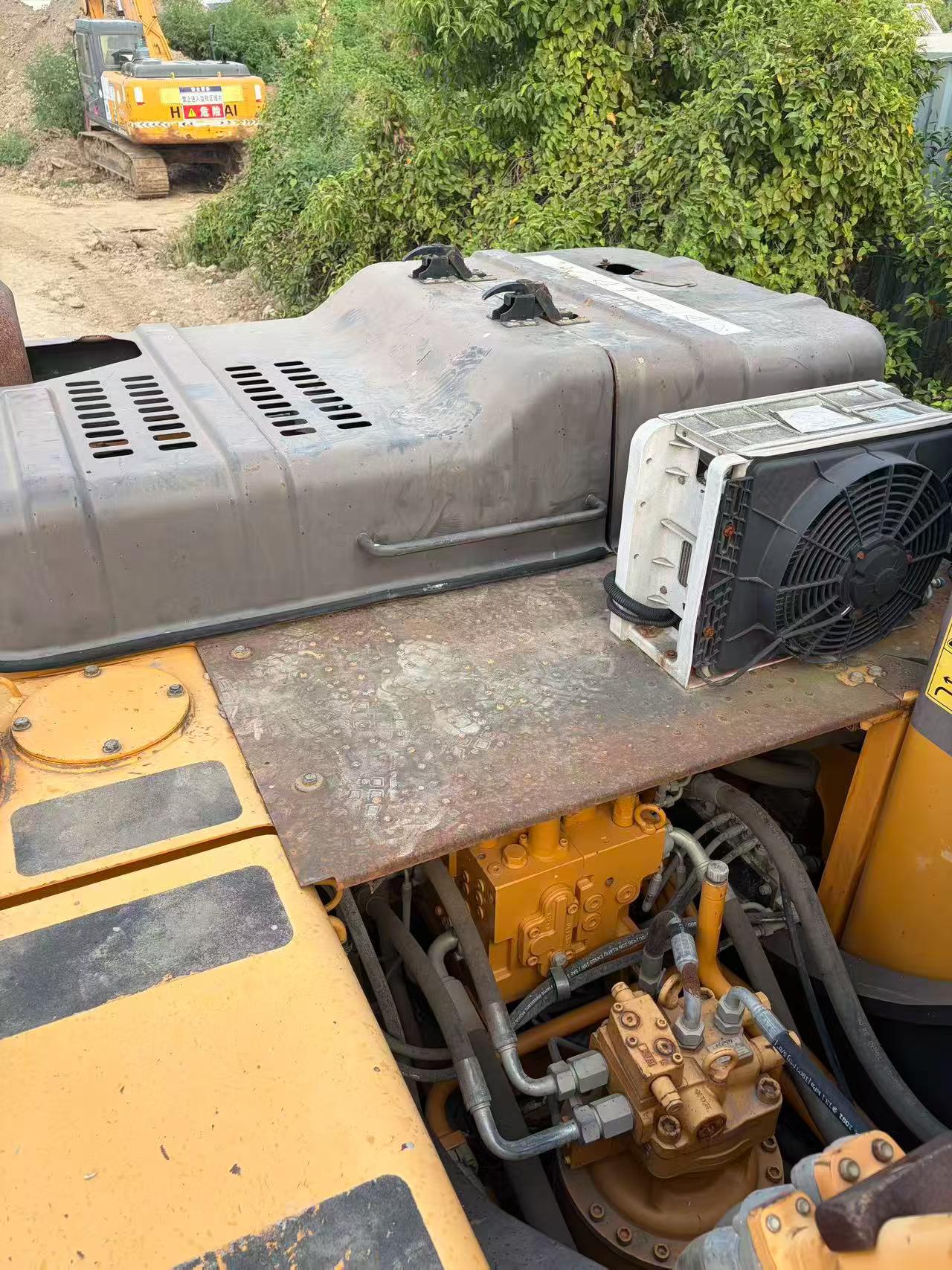 Buy Sany SY215C Used Excavator / 5
