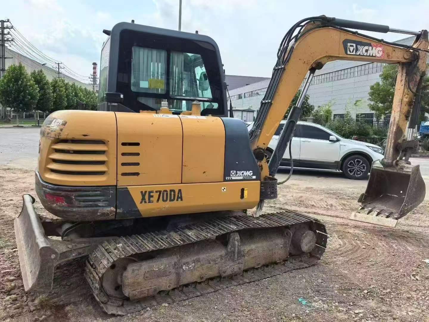 Buy XCMG XE60 Used Excavator / 5