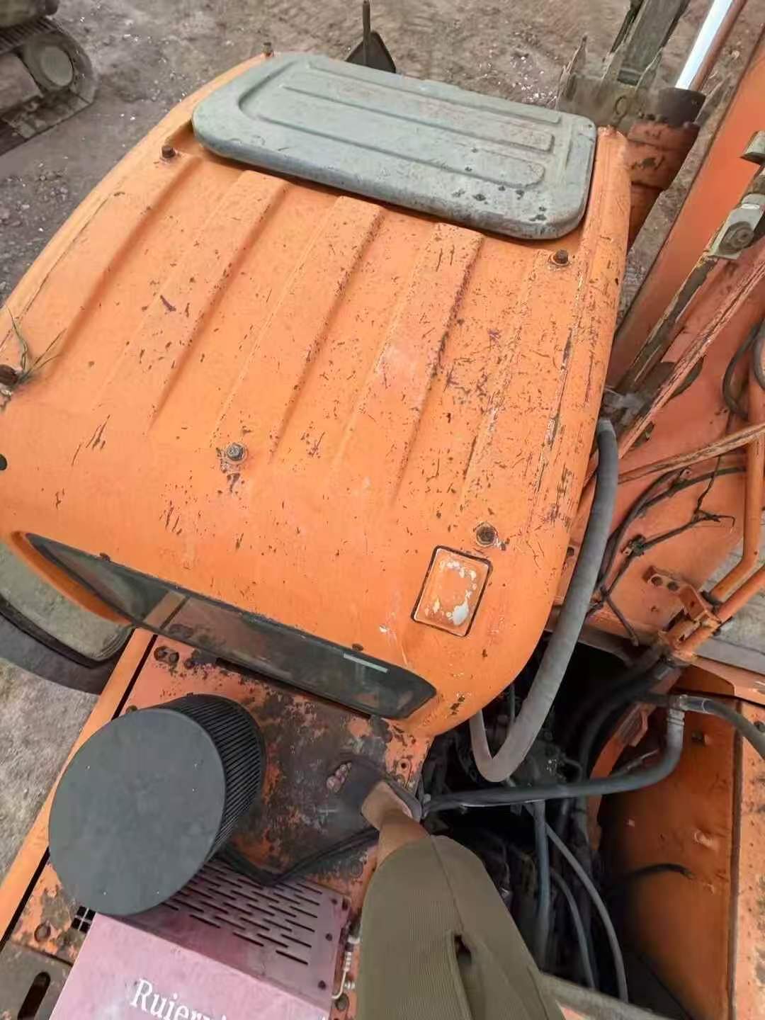 Buy Doosan DX260LC Used Excavator / 3