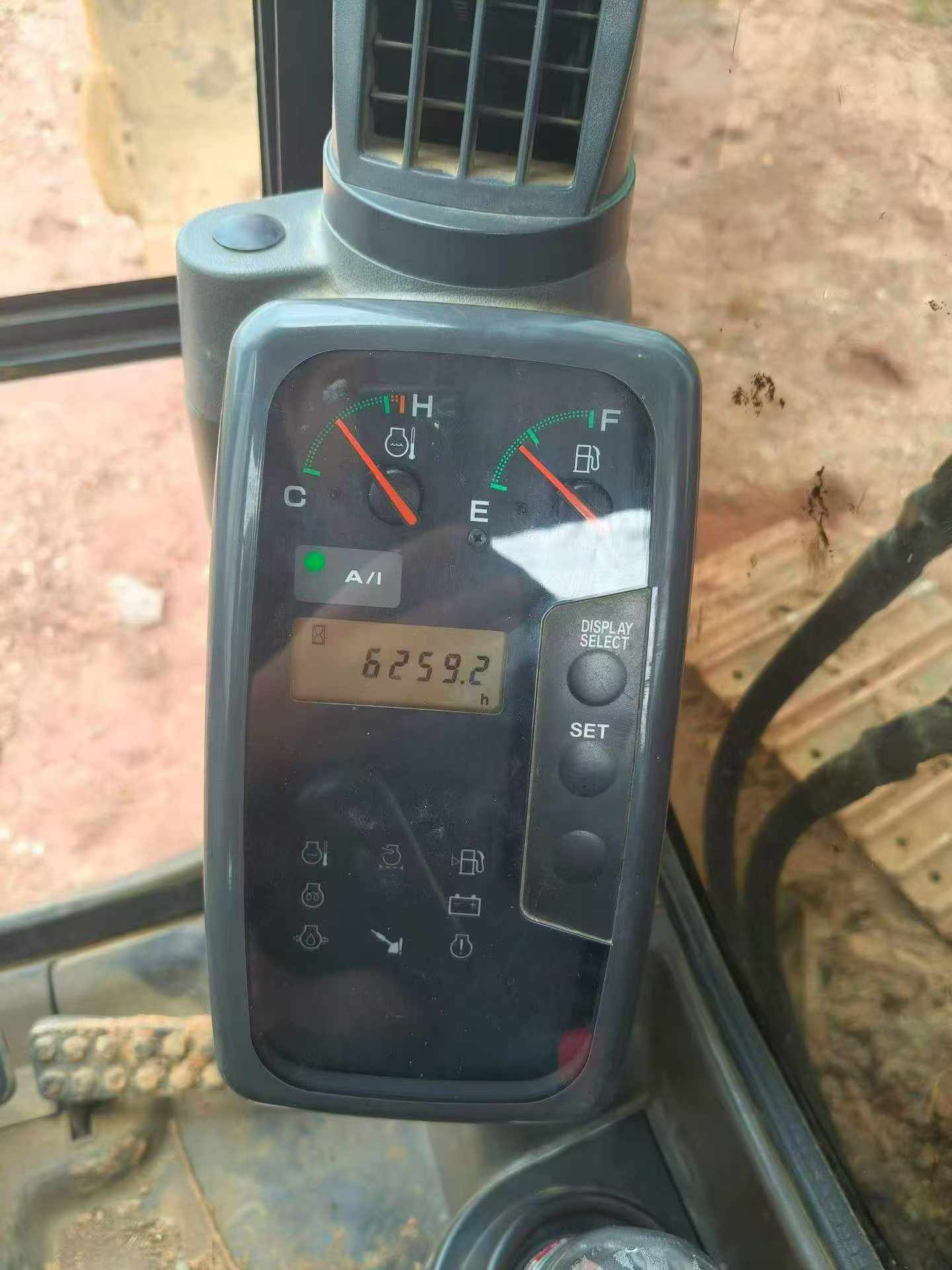 Buy Hitachi ZX70-5A Used Excavator / 5