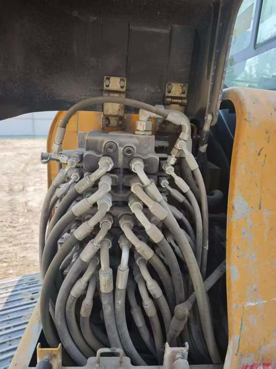 Buy XCMG XE60 Used Excavator / 1