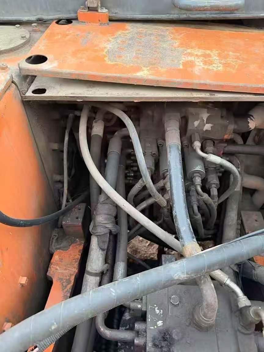 Buy Doosan DX260LC Used Excavator / 4