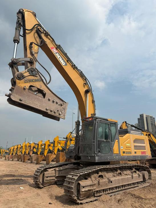 Buy XCMG XE600DK Used Excavator / 1