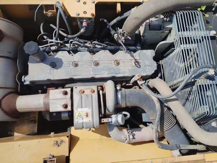 Buy Komatsu PC220-8 Used Excavator / 1