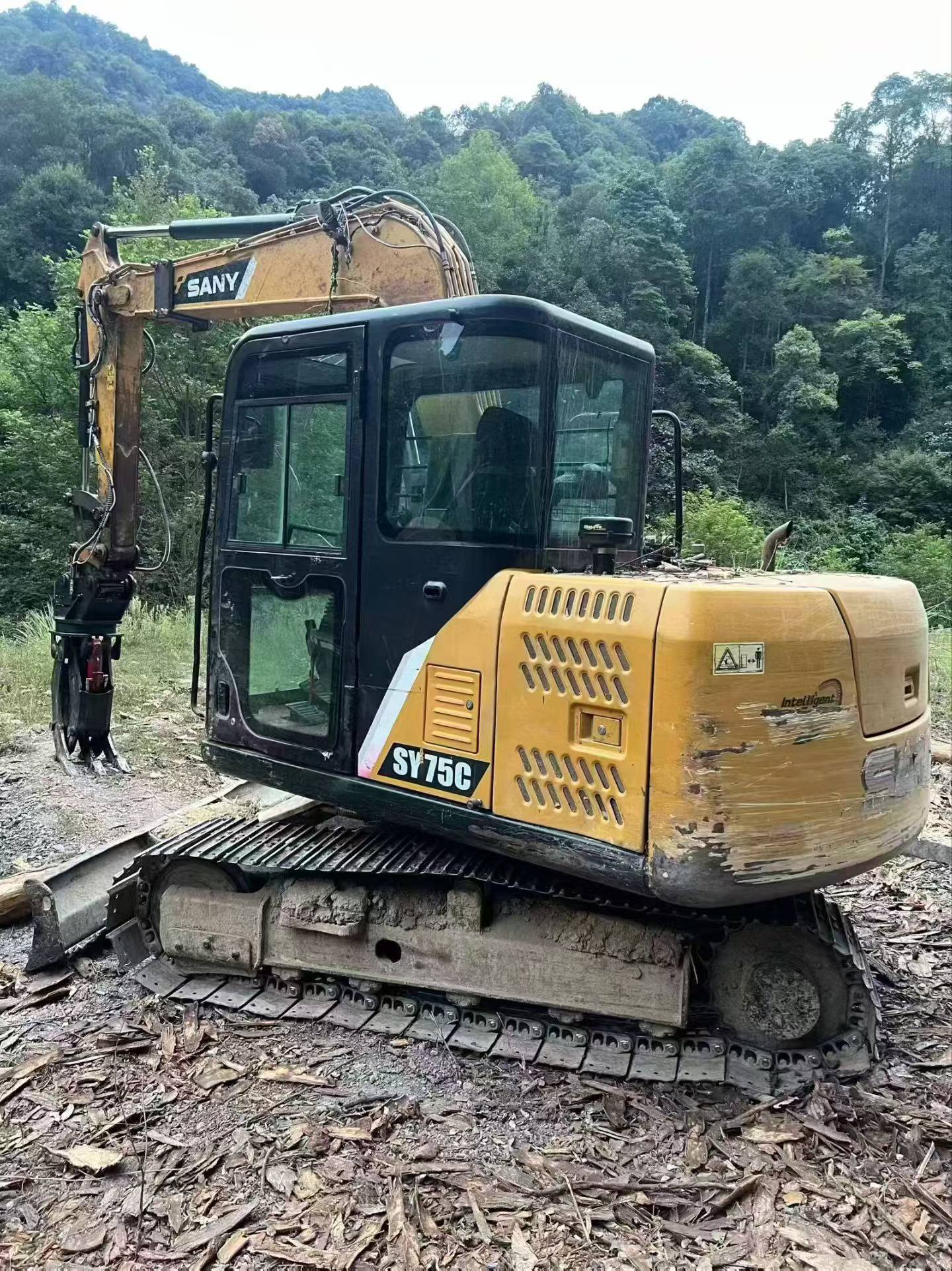 Buy Sany SY75 Used Excavator / 4