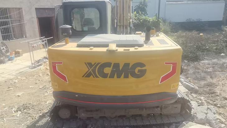 Buy XCMG XE105GA Used Excavator / 1