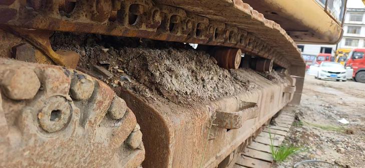 Buy Caterpillar 320C Used Excavator / 1