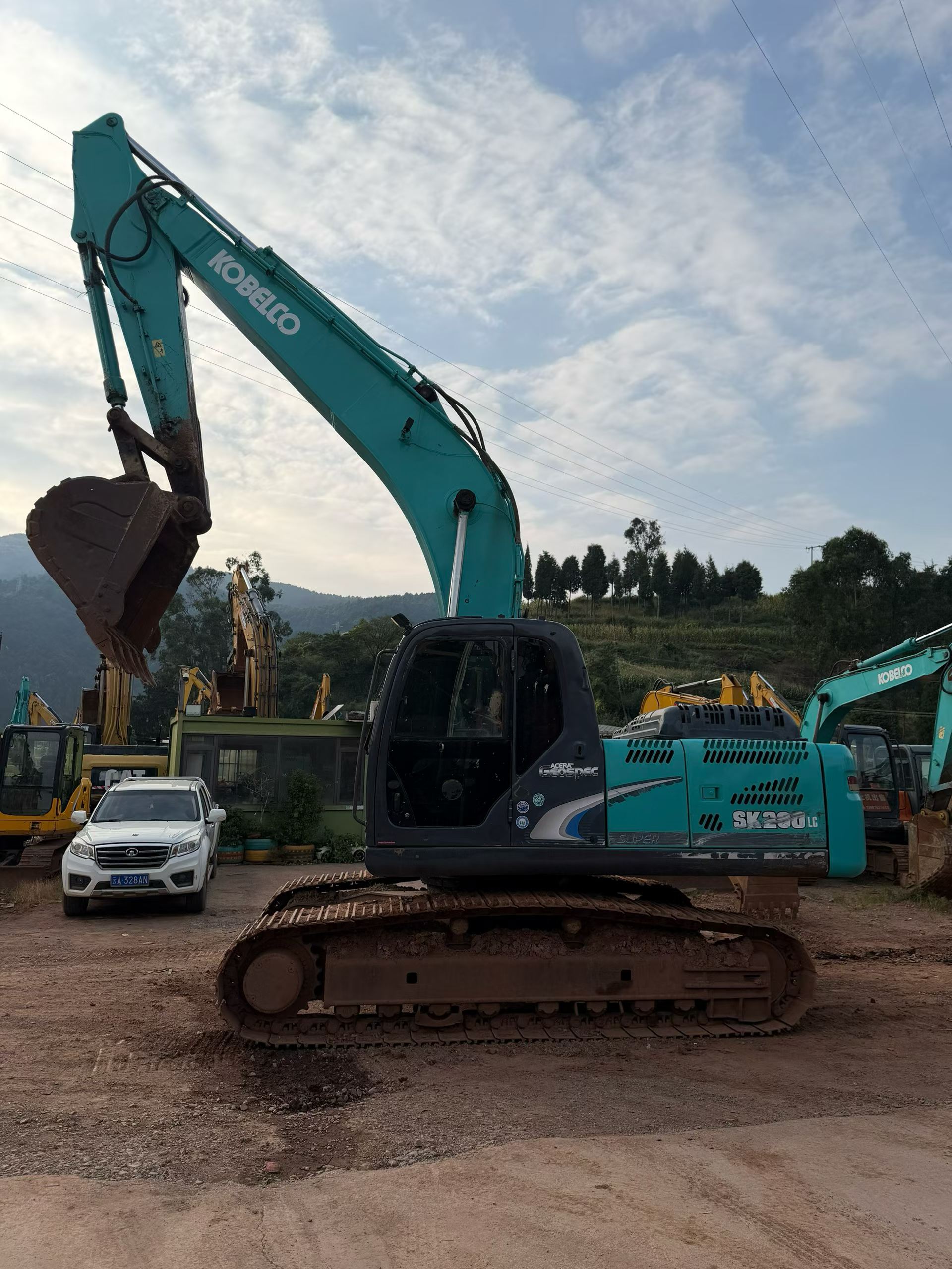 Buy Kobelco SK250 Used Excavator / 5