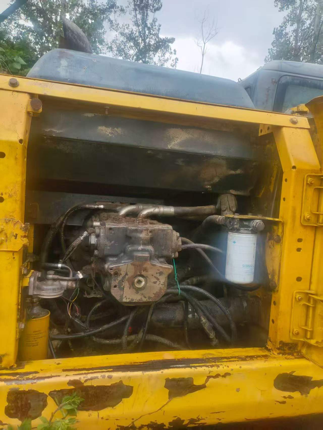 Buy Komatsu PC200-7 Used Excavator / 5