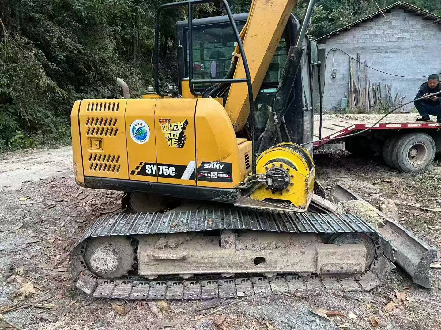 Buy Sany SY75 Used Excavator / 2