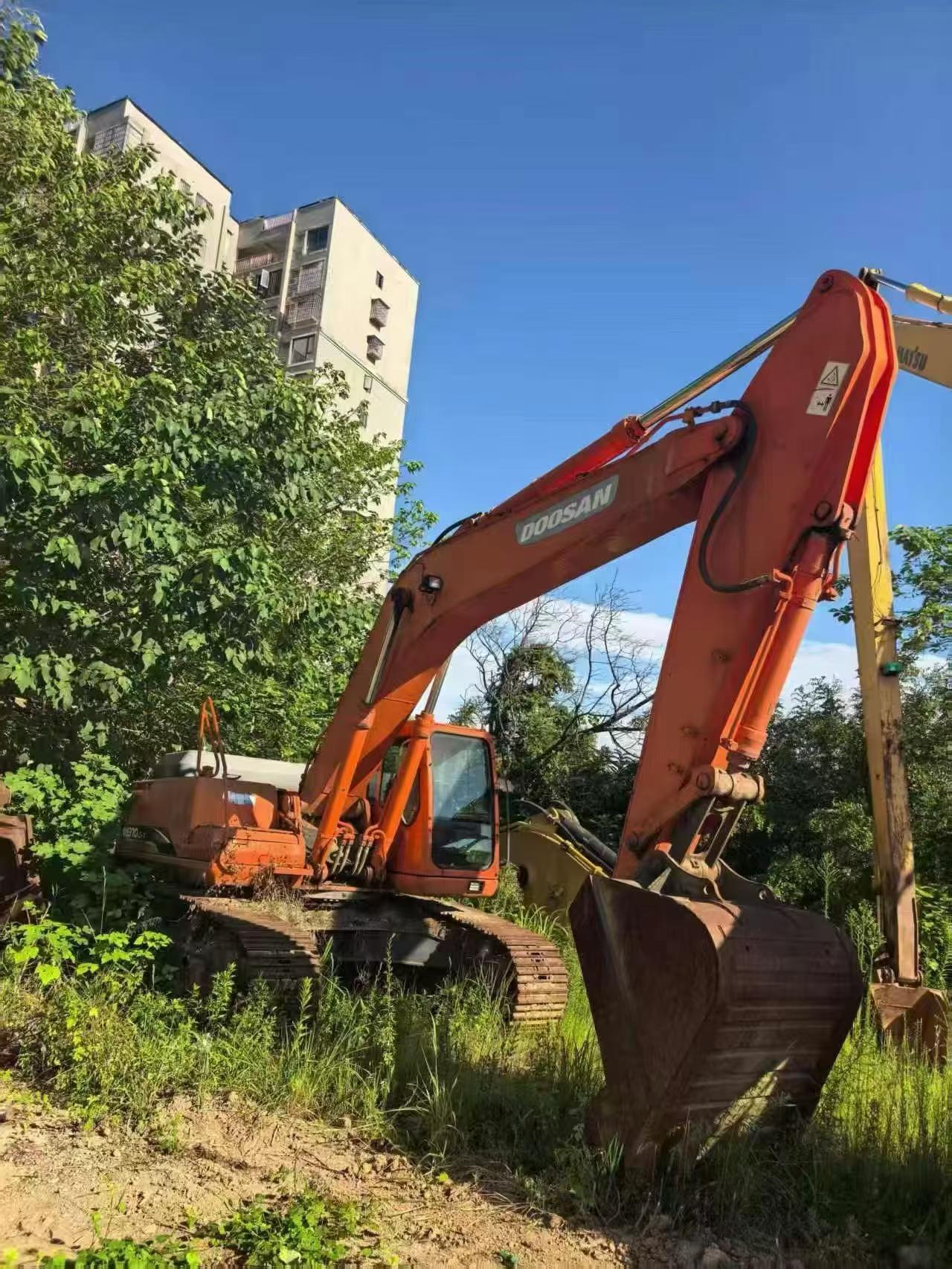 Buy Doosan DH300-7 Used Excavator / 5