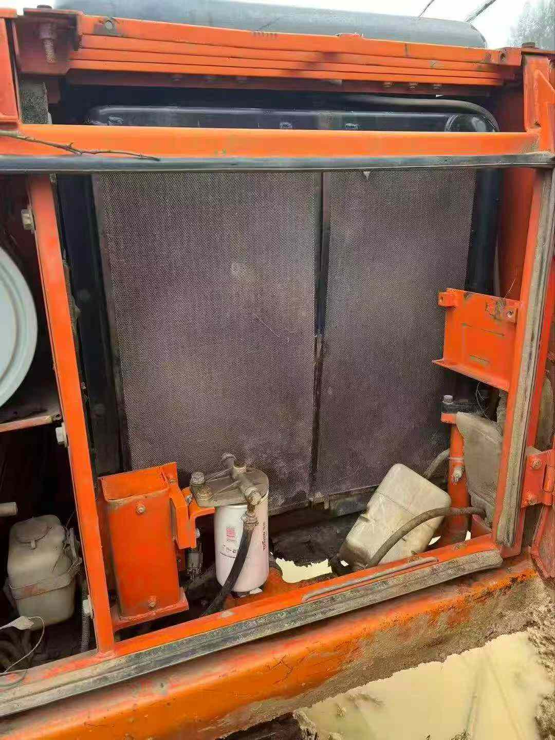 Buy Doosan DH150 Used Excavator / 3