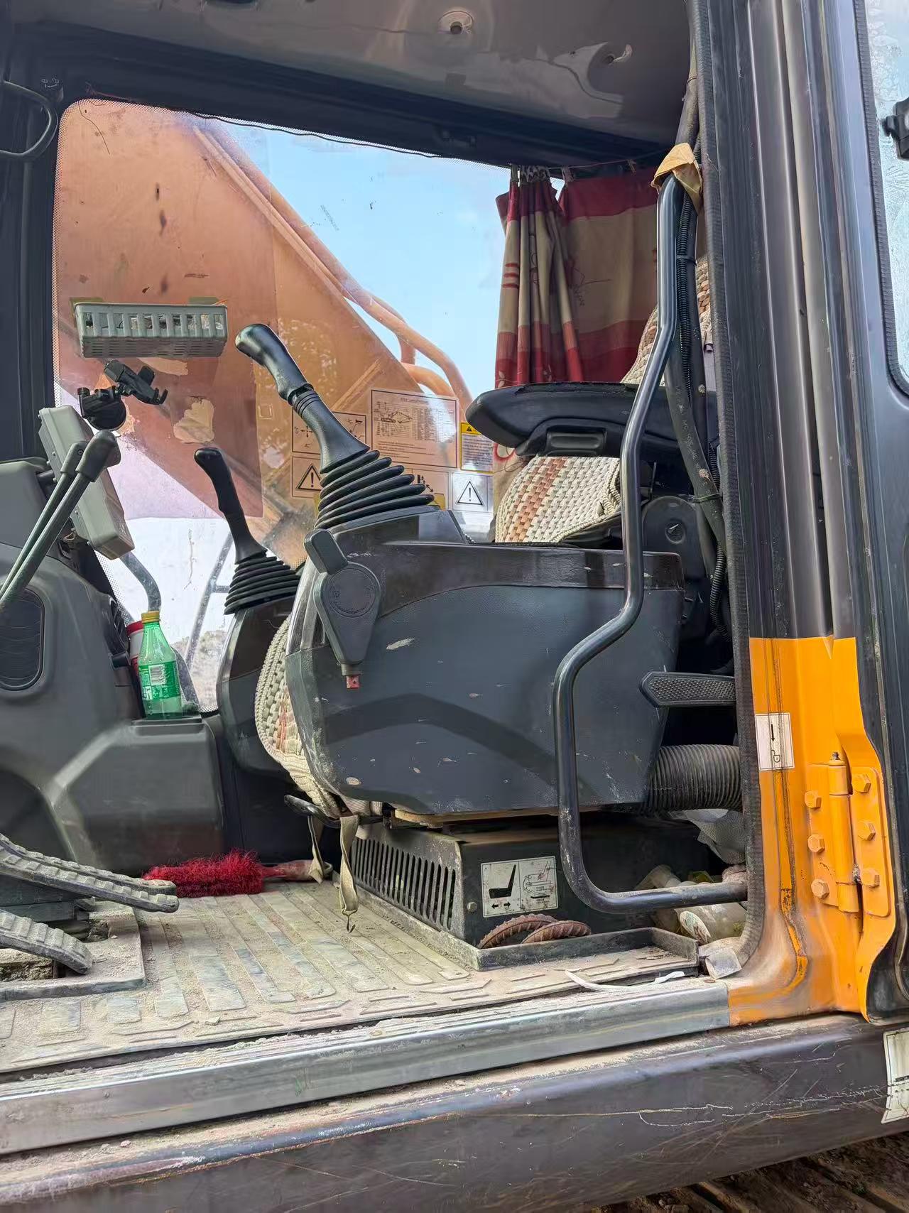 Buy Sany SY215C Used Excavator / 6