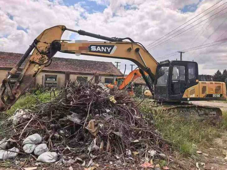 Buy Sany SY205C Used Excavator / 1