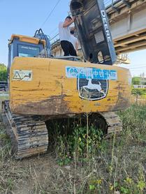 Buy JohnDeere E210 Used Excavator / 7 Buy JohnDeere E210 Used Excavator / 7