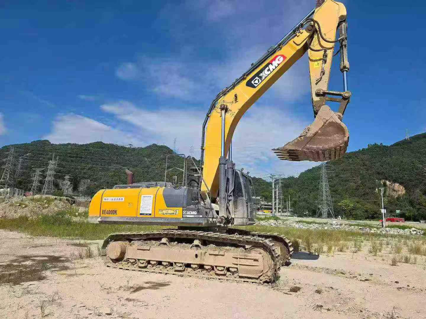 Buy XCMG XE400DK Used Excavator / 3