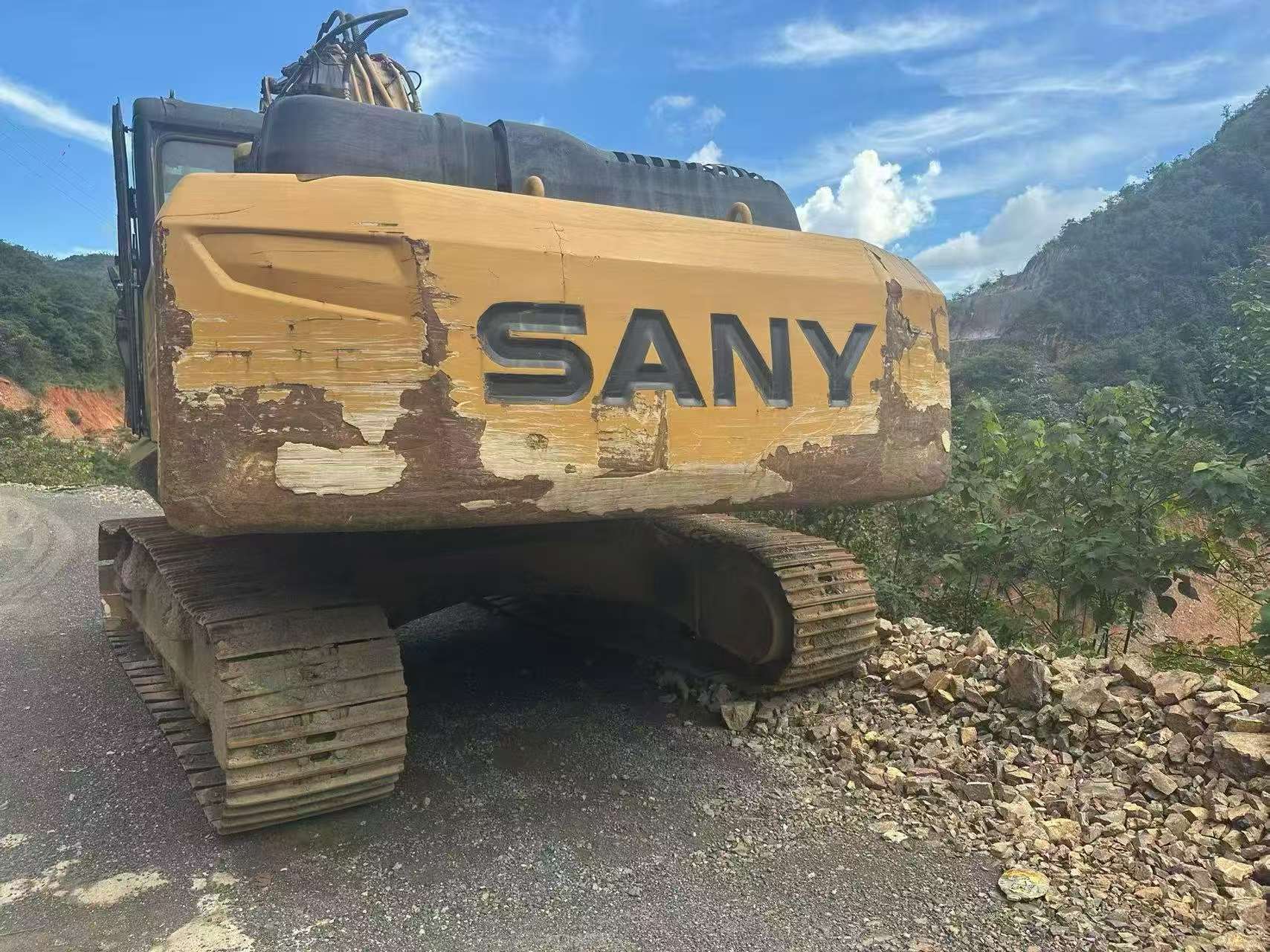 Buy Sany SY245H Used Excavator / 2