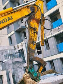 Buy Hyundai HX60 Used Excavator / 3 Buy Hyundai HX60 Used Excavator / 3