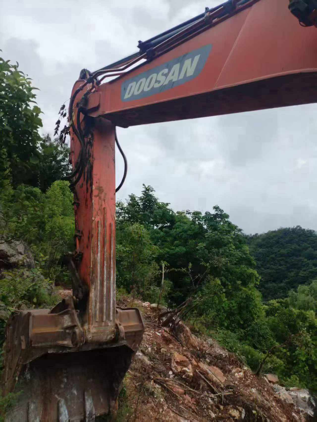 Buy Doosan DH370 Used Excavator / 3