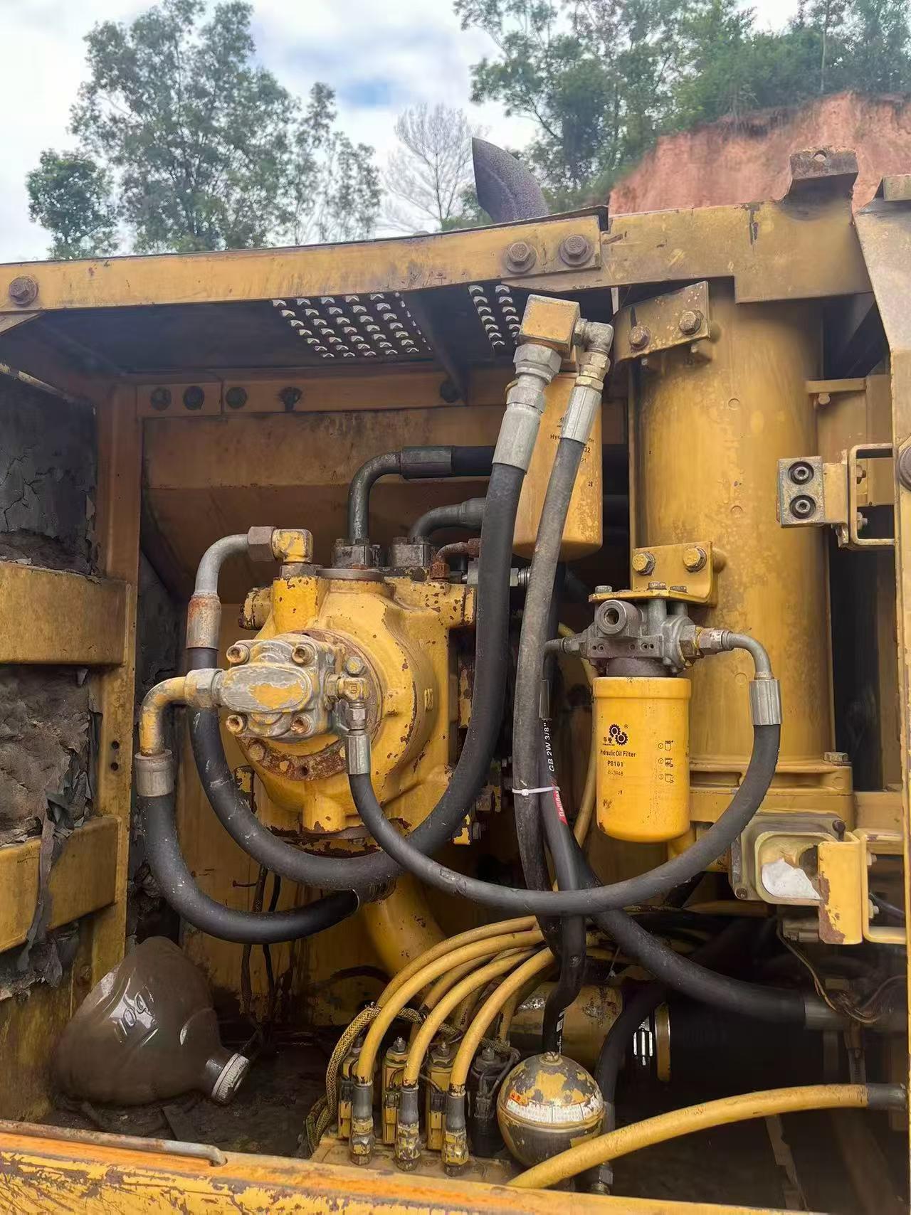 Buy Caterpillar 320B Used Excavator / 4