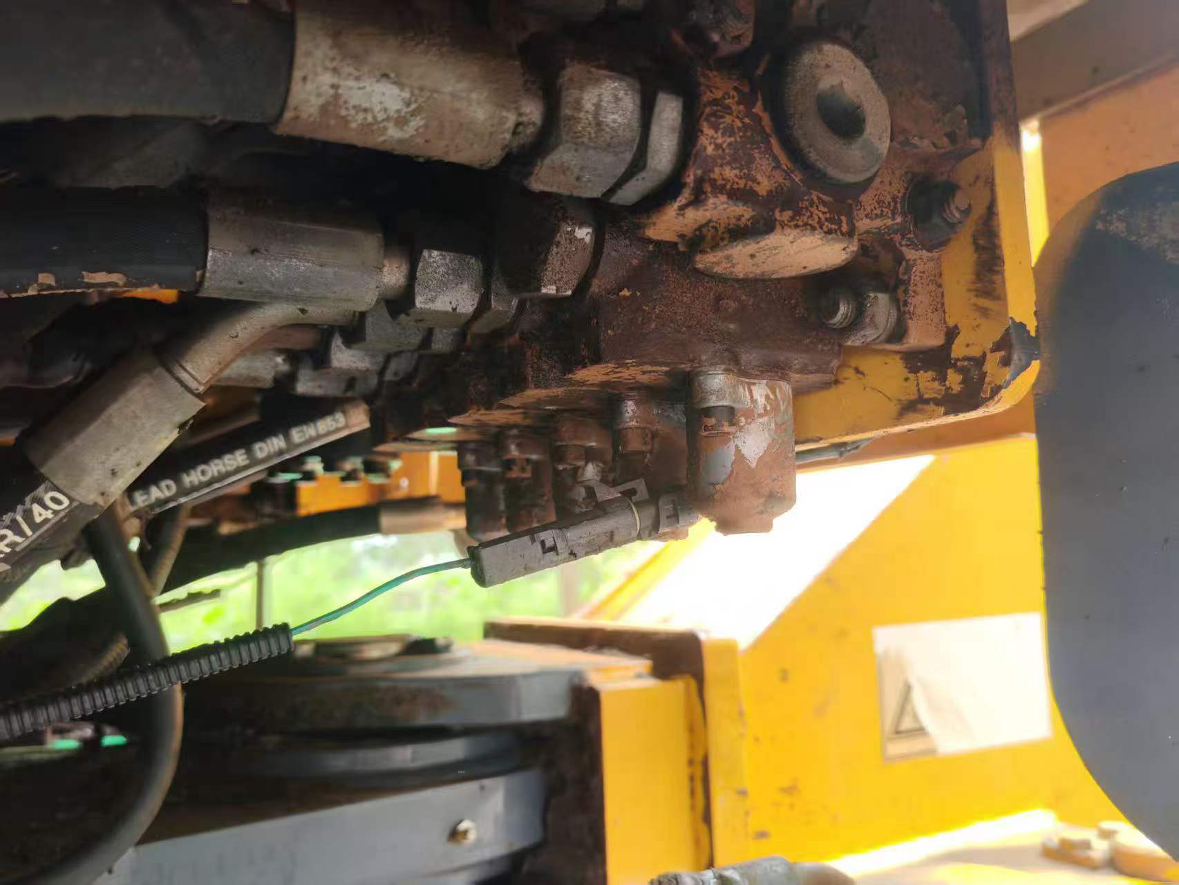 Buy XCMG LW180K Used Excavator / 5