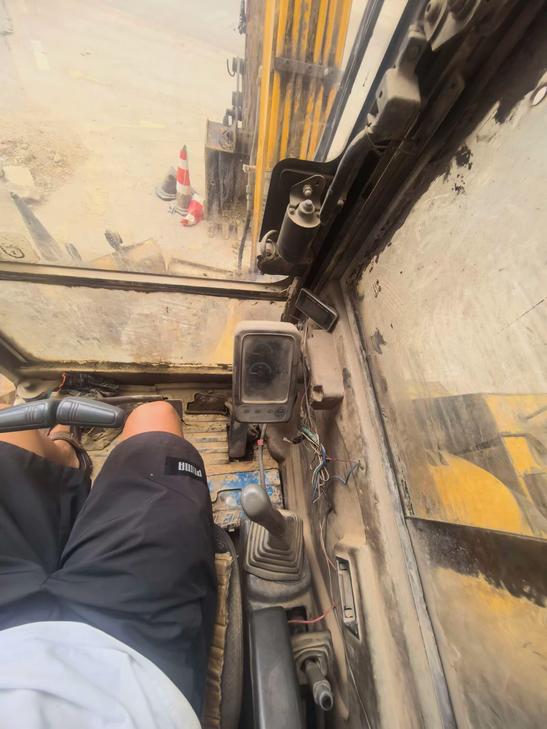 Buy XCMG XE60 Used Excavator / 1