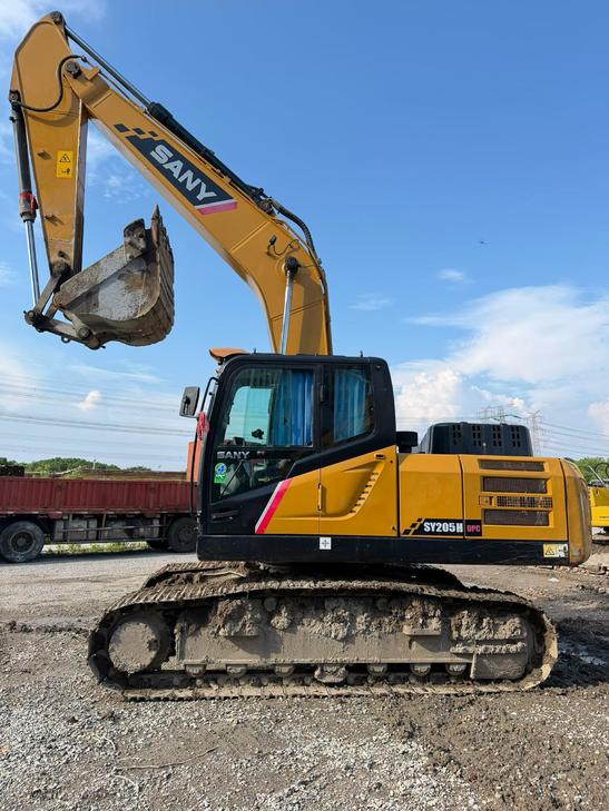 Buy Sany SY205C Used Excavator / 1