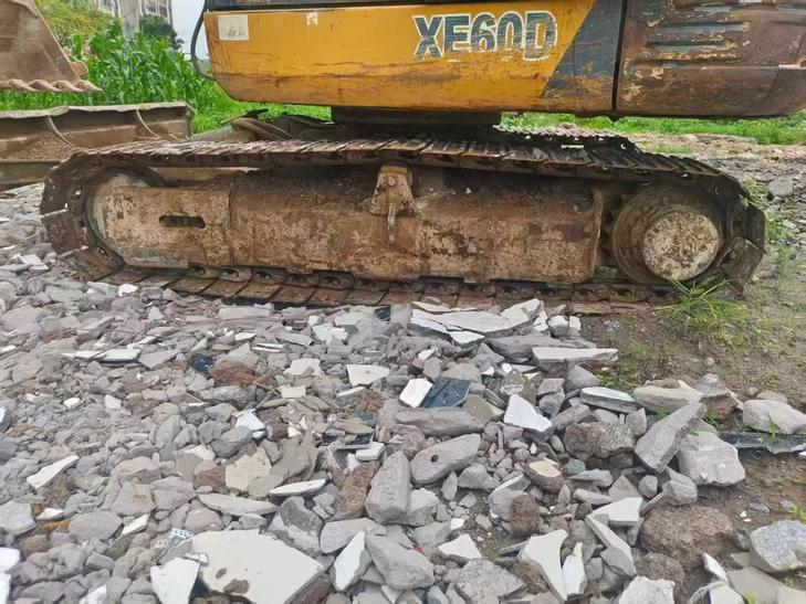 Buy XCMG XE60 Used Excavator / 1
