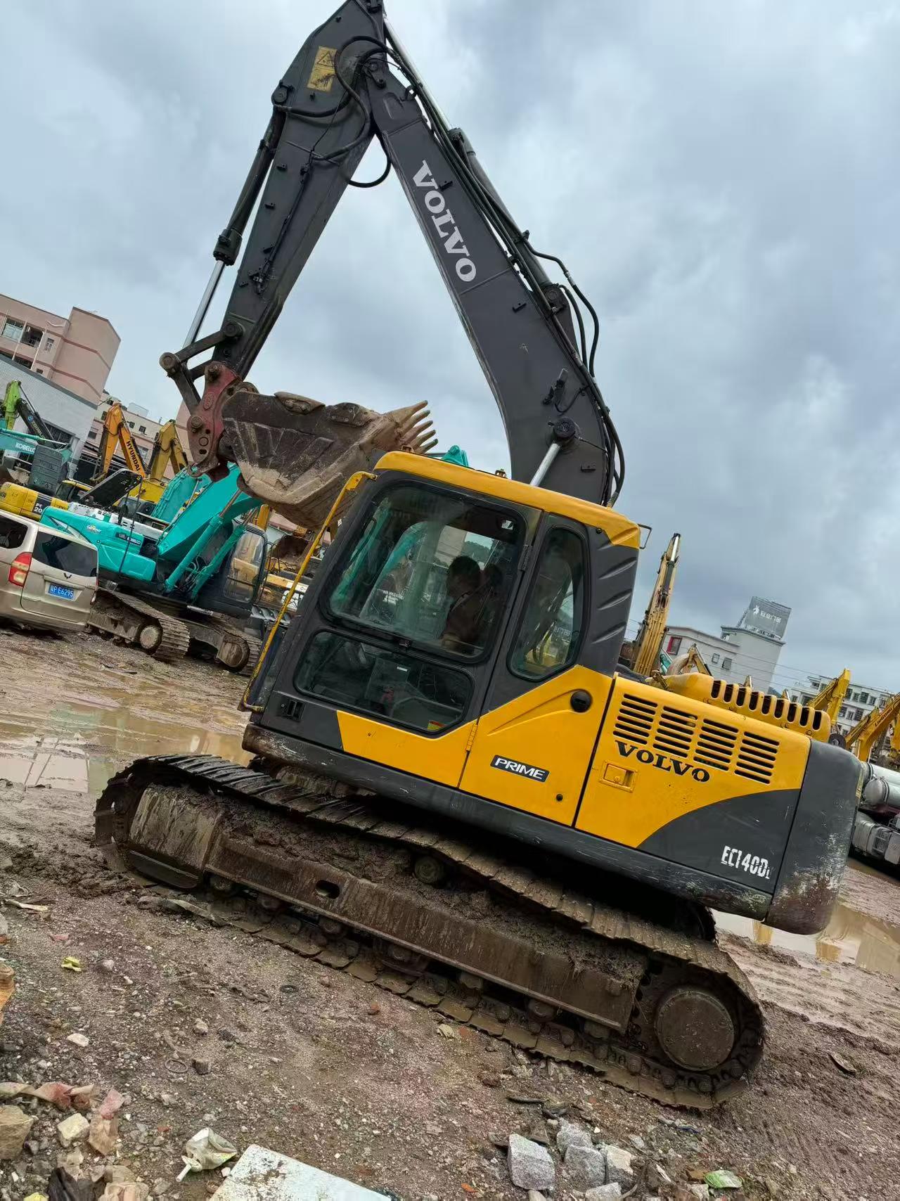 Buy Volvo EC140 Used Excavator / 9