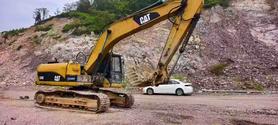Buy Caterpillar 320D Used Excavator / 3 Buy Caterpillar 320D Used Excavator / 3