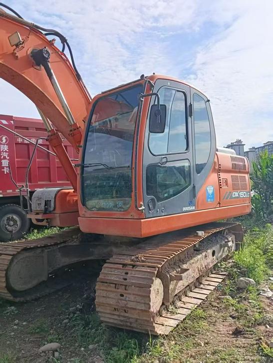 Buy Doosan DH150 Used Excavator / 1