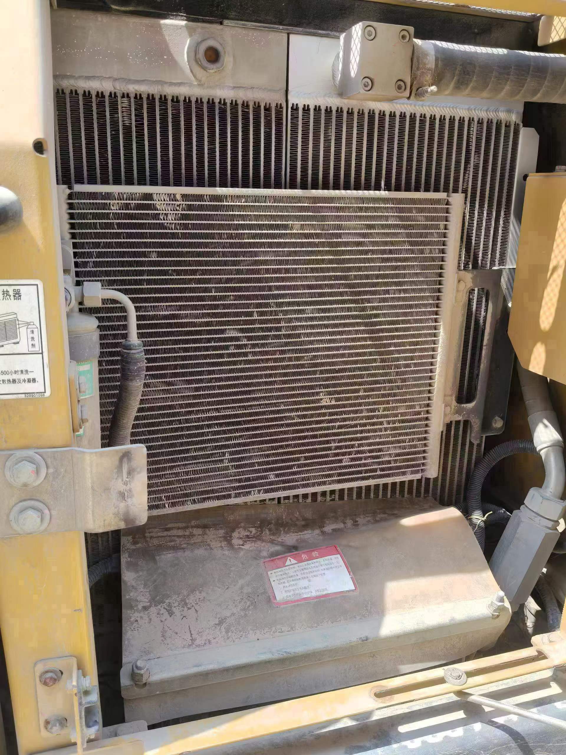 Buy XCMG XE75C Used Excavator / 5