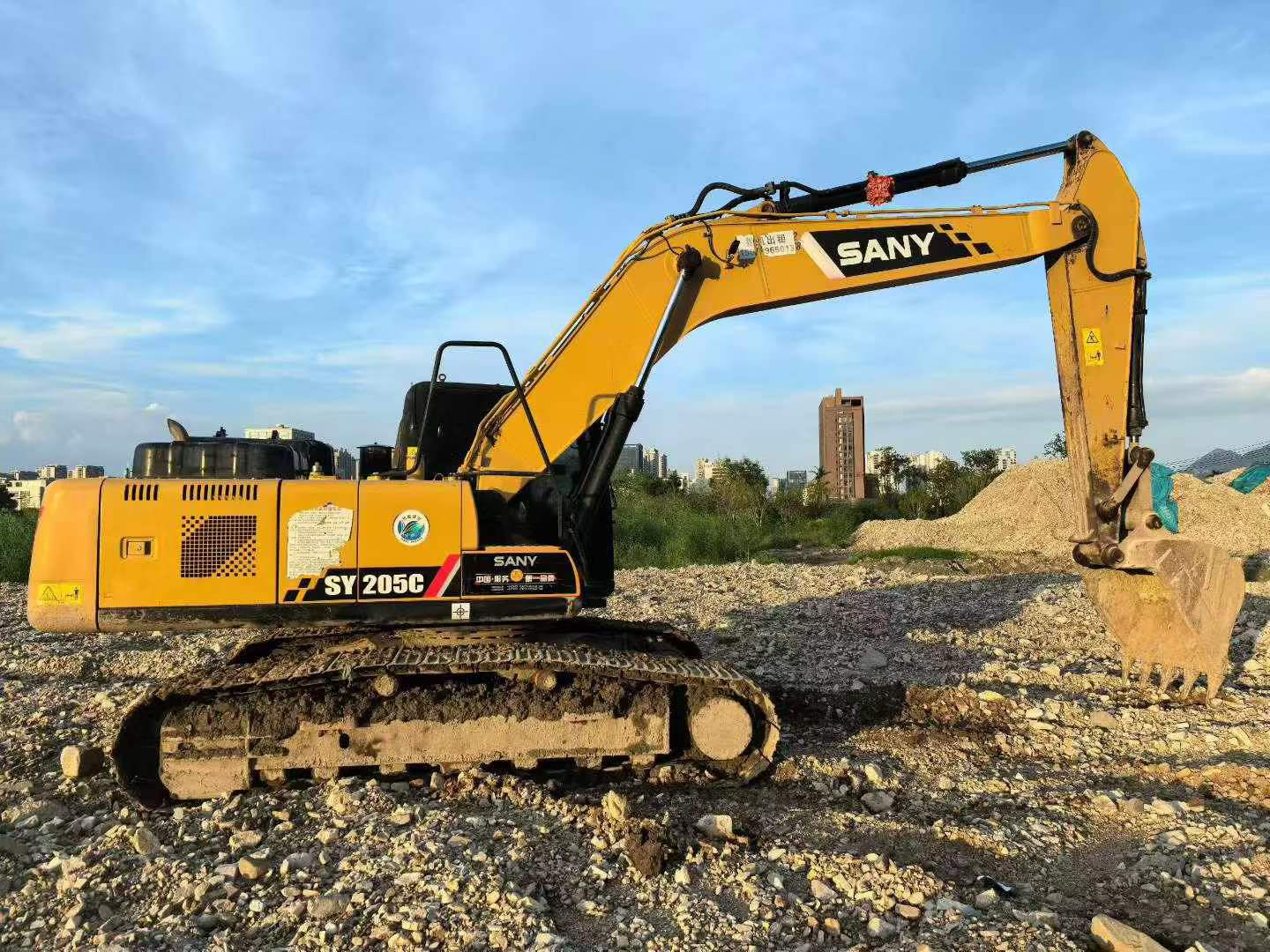 Buy Sany SY205C Used Excavator / 3
