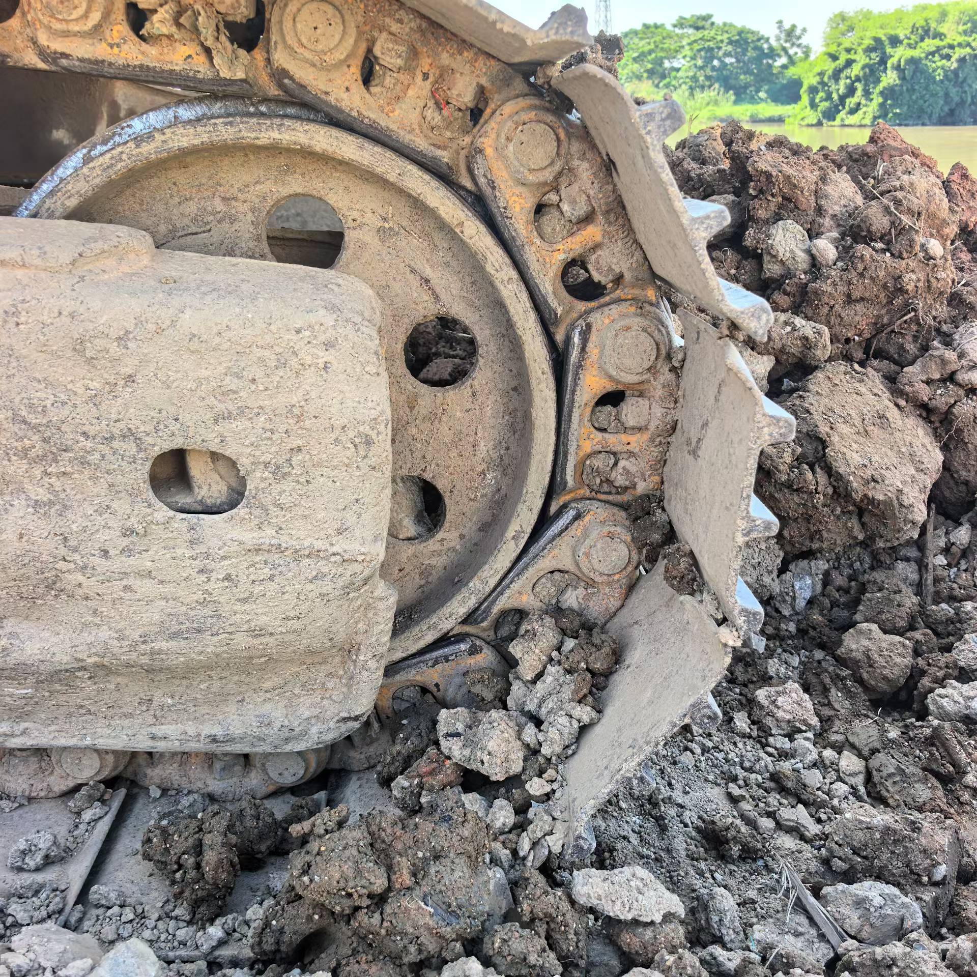 Buy Komatsu PC200-6 Used Excavator / 7