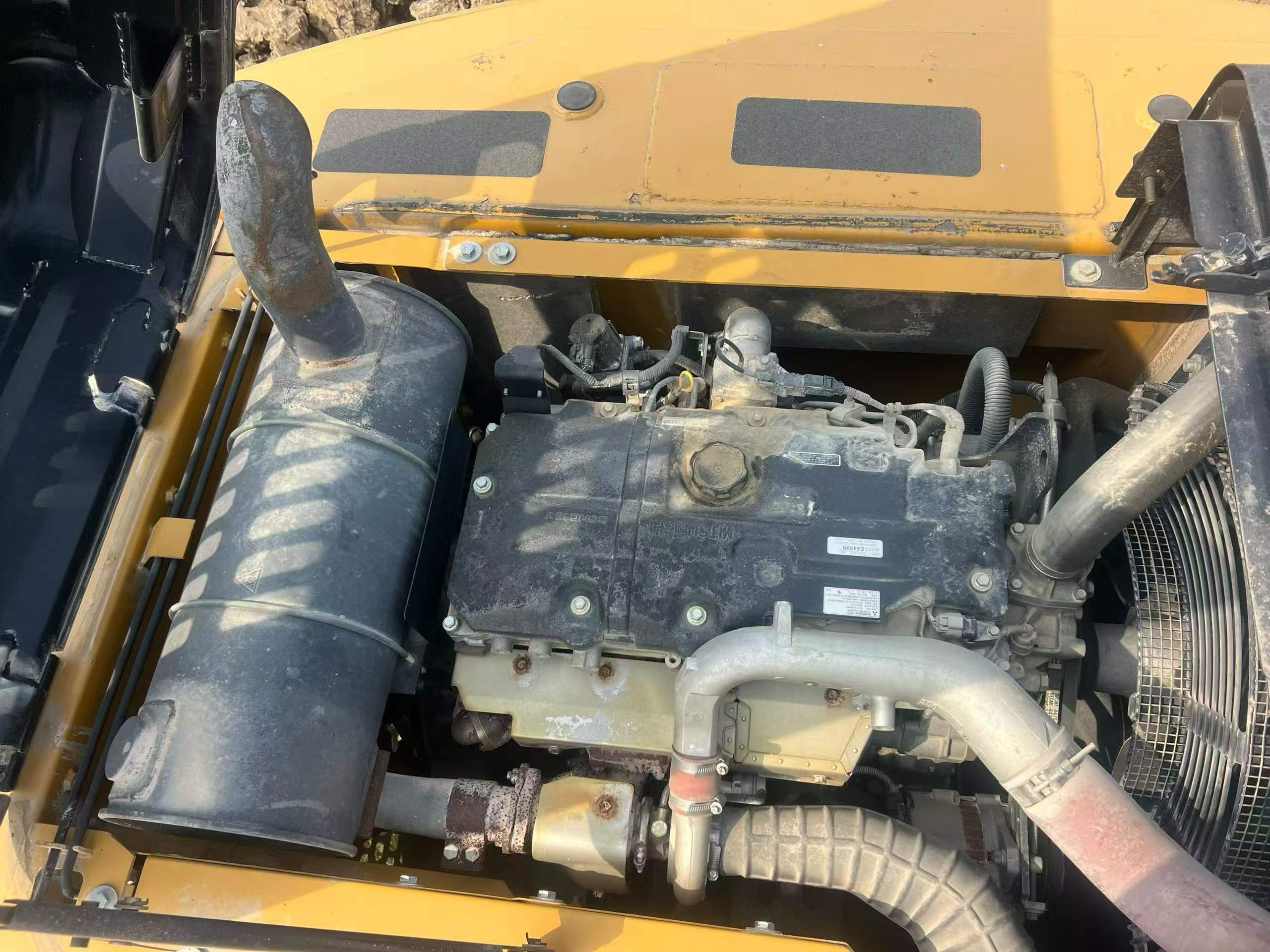 Buy Sany SY205C Used Excavator / 2