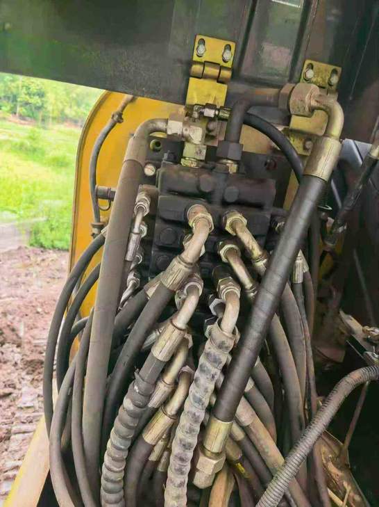 Buy XCMG XE60 Used Excavator / 1