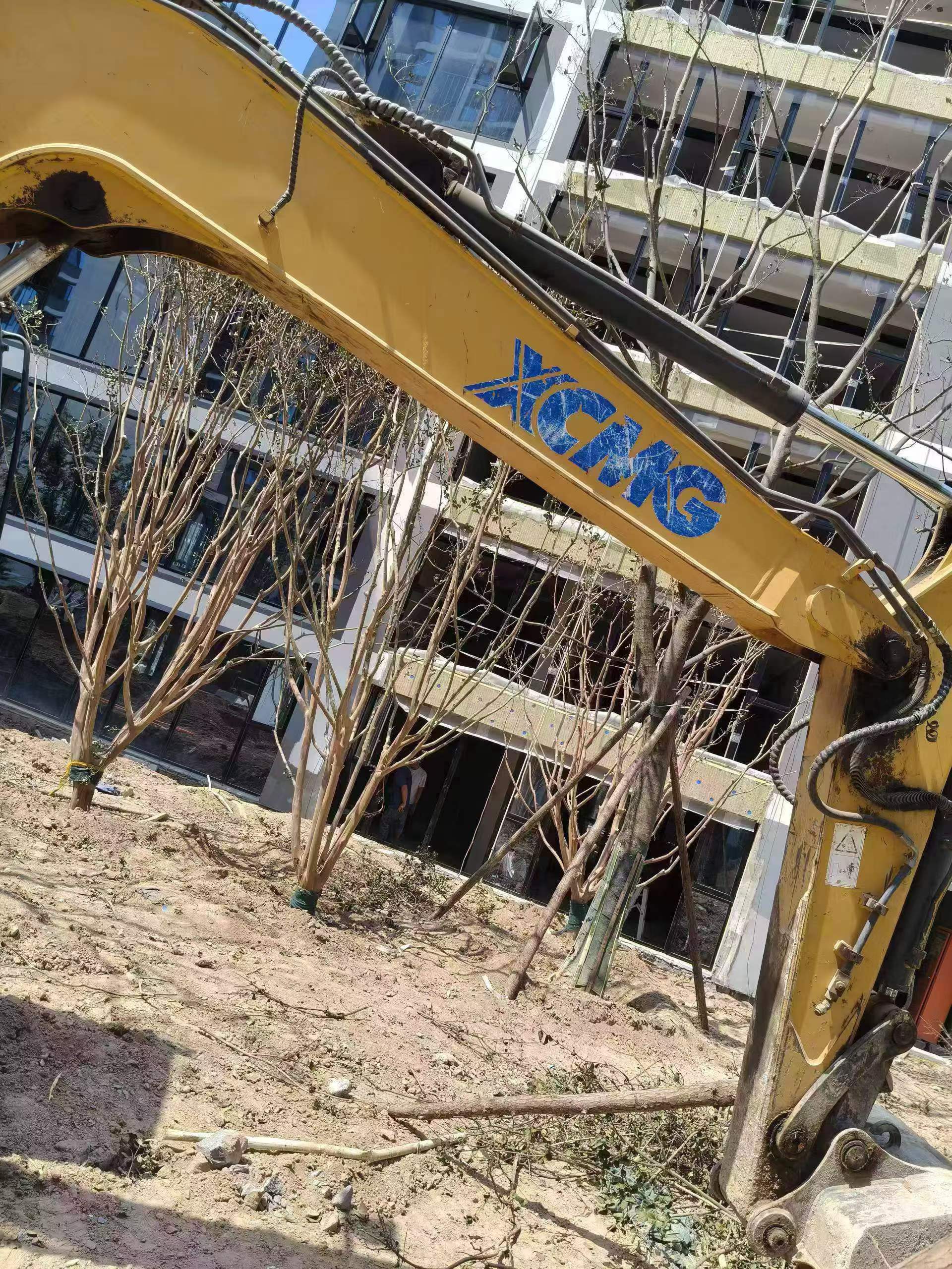 Buy XCMG XE75C Used Excavator / 9