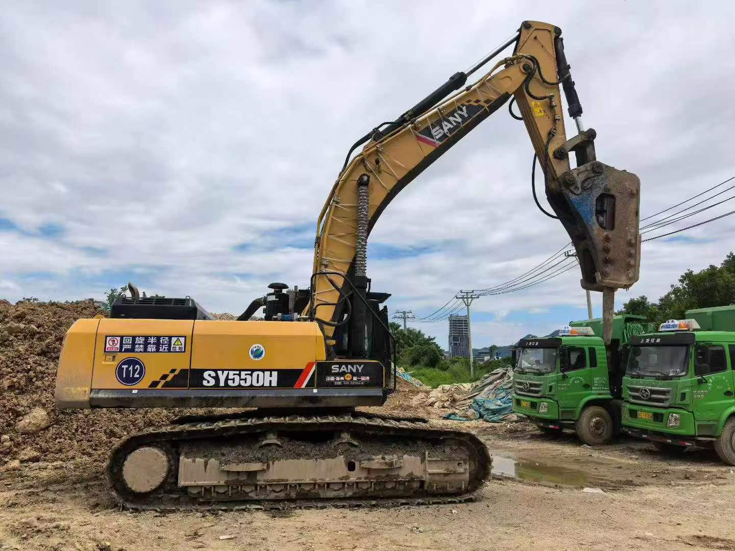 Buy Sany SY550H Used Excavator / 3
