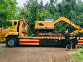 Buy XCMG XE75C Used Excavator / 4 Buy XCMG XE75C Used Excavator / 4