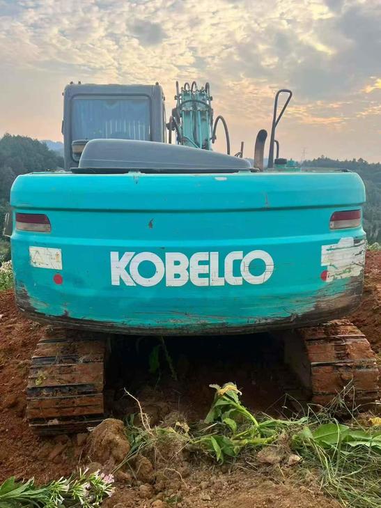 Buy Kobelco SK140 Used Excavator / 1