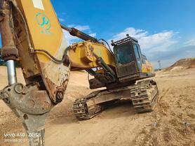 Buy XCMG XE550DK Used Excavator / 2 Buy XCMG XE550DK Used Excavator / 2