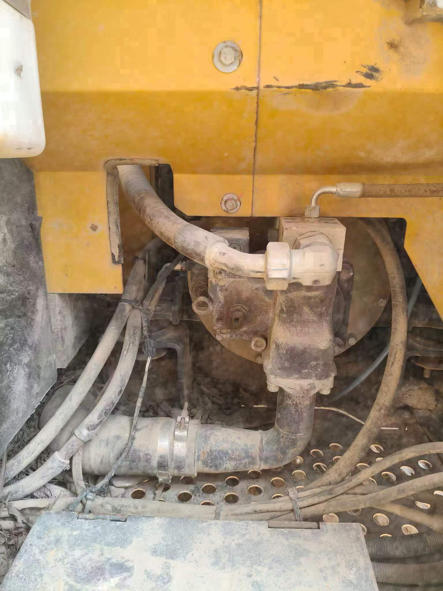 Buy XCMG XE75C Used Excavator / 3