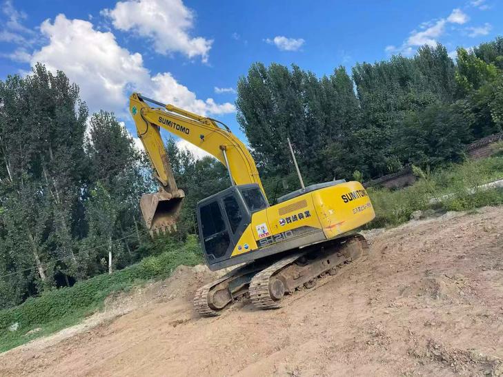 Buy Sumitomo SH210-5 Used Excavator / 1