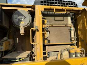 Buy Caterpillar 323D2L Used Excavator / 4 Buy Caterpillar 323D2L Used Excavator / 4
